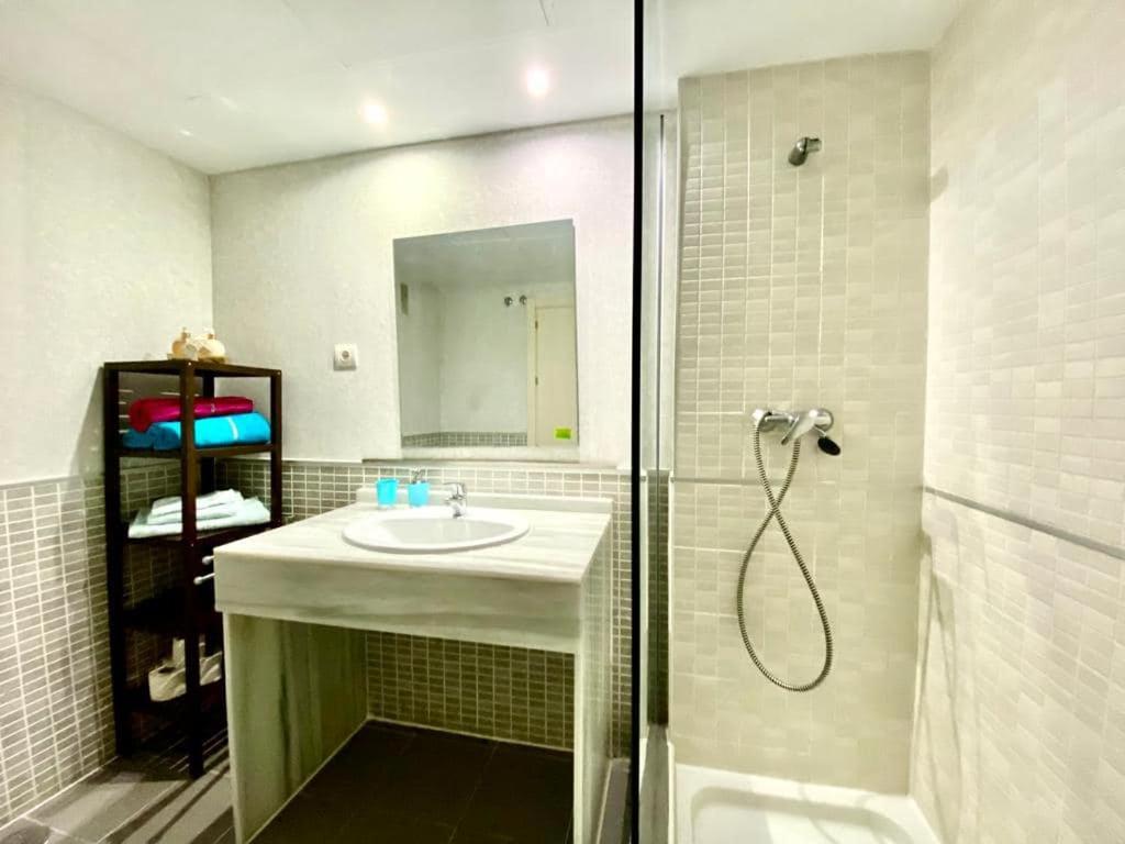 Apartment Alcaidesa Bagian luar foto