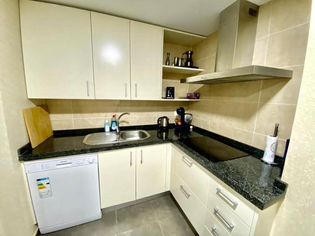 Apartment Alcaidesa Bagian luar foto